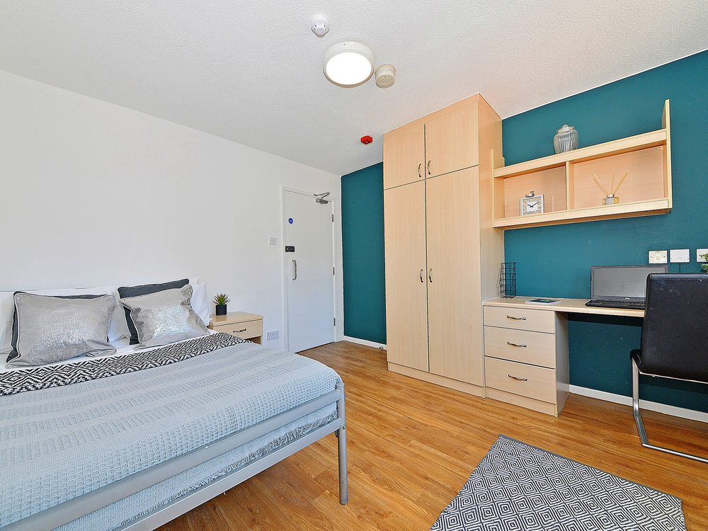 Manchester - Property 1 (STILLS) 9